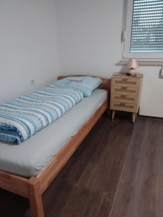 Nguyen Le 3 Schlafzimmer, 7 Bette,Dusche, 2 Wc , Kueche Ab 2 Uebernachtungen Neukirch (Tubingen) Exterior foto