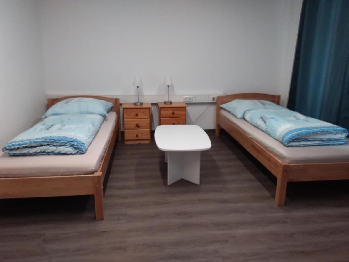Nguyen Le 3 Schlafzimmer, 7 Bette,Dusche, 2 Wc , Kueche Ab 2 Uebernachtungen Neukirch (Tubingen) Exterior foto