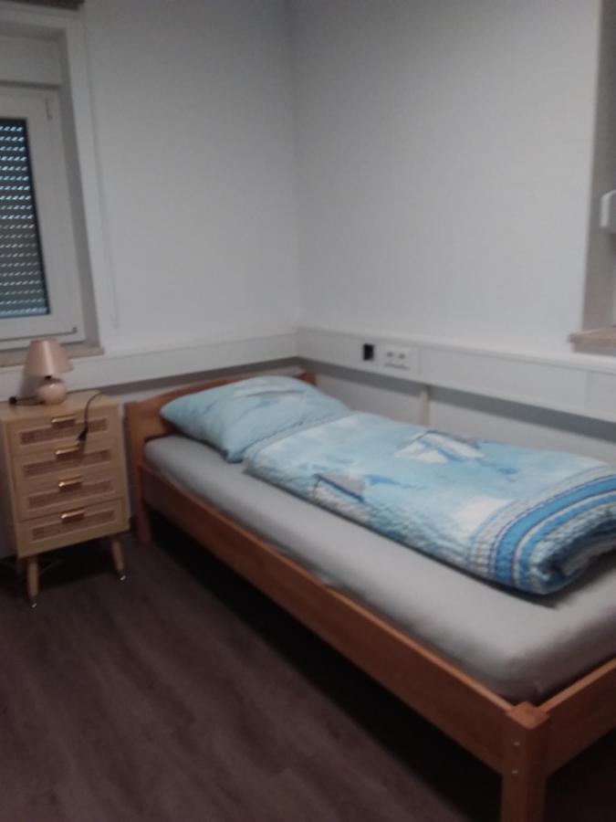 Nguyen Le 3 Schlafzimmer, 7 Bette,Dusche, 2 Wc , Kueche Ab 2 Uebernachtungen Neukirch (Tubingen) Exterior foto